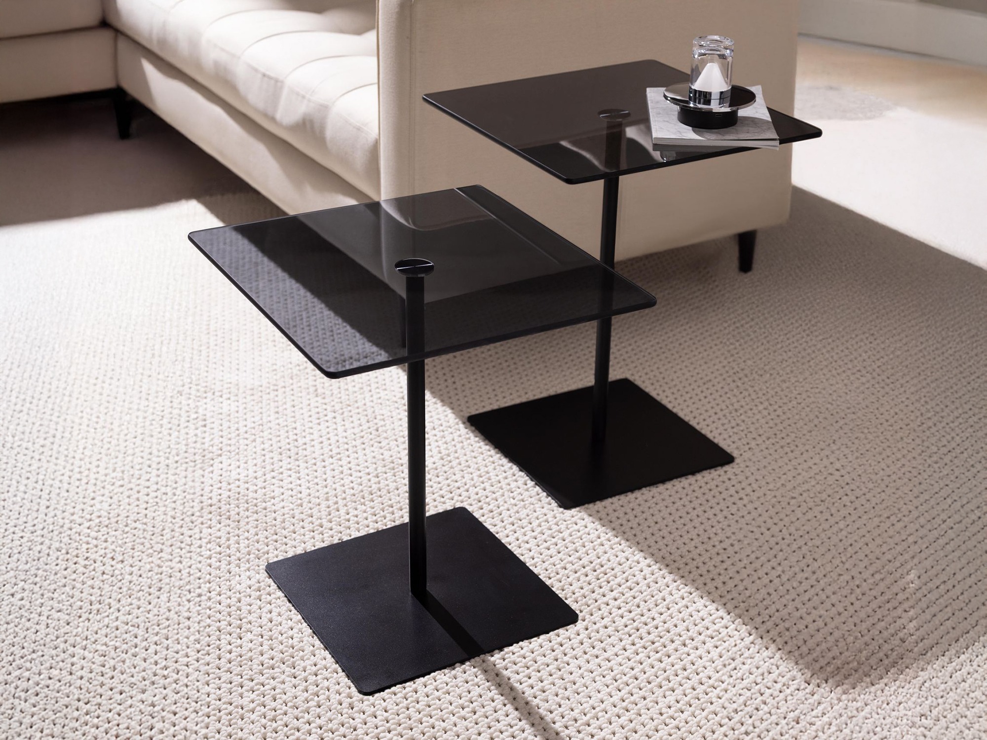 Kõrvallaudade komplekt Kailua 2639 (Must)