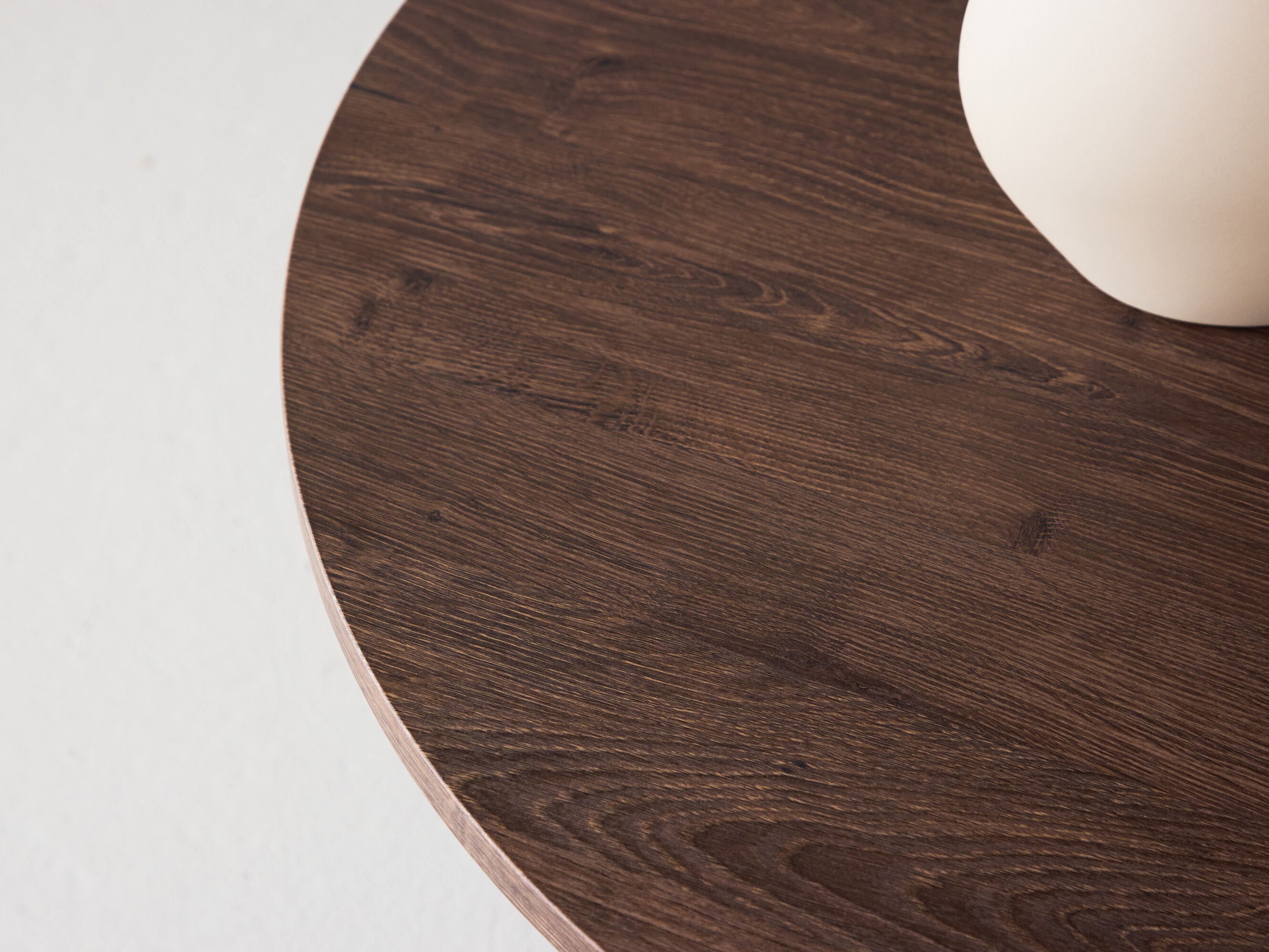 Diivanilaud Dallas 4871 (Must tamm)