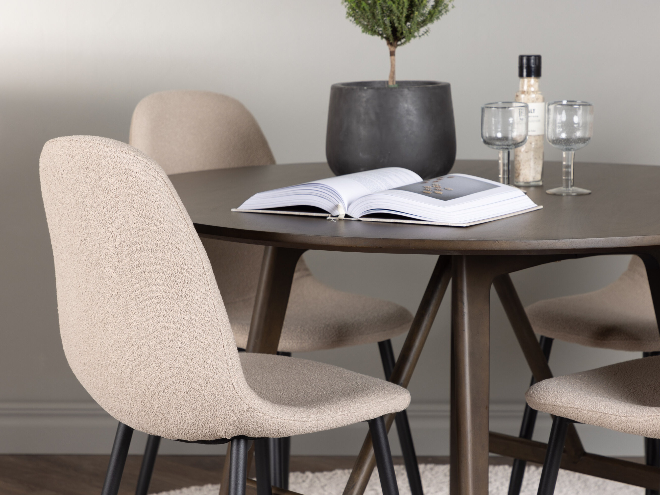 Söögitoakomplekt Dallas 4887 (Must + Beež)