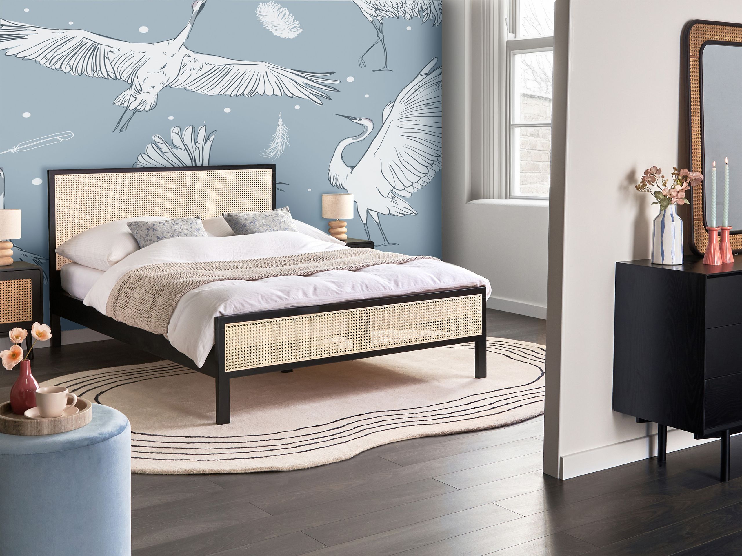 Voodi Berwyn 2751 (Must)