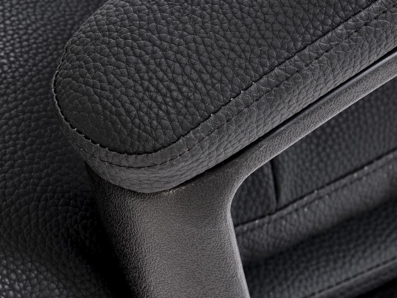 Kontoritool Houston 2003 (Must)