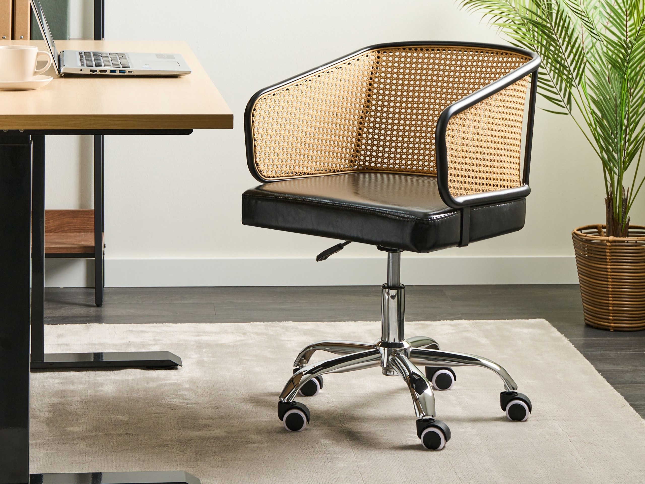 Kontoritool Berwyn 2767 (Must)