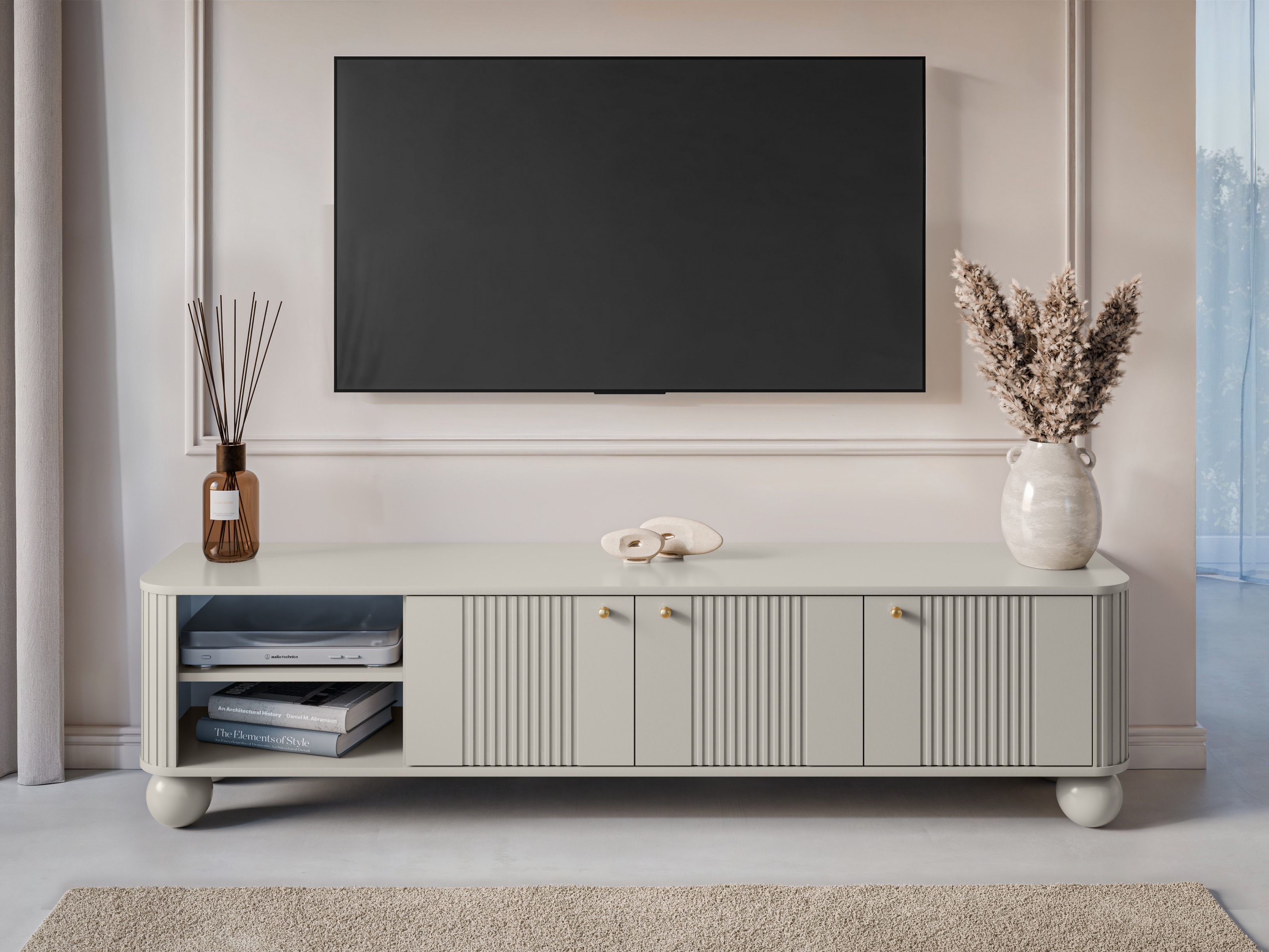 TV-alus Fioveso 102 (Kašmiir)