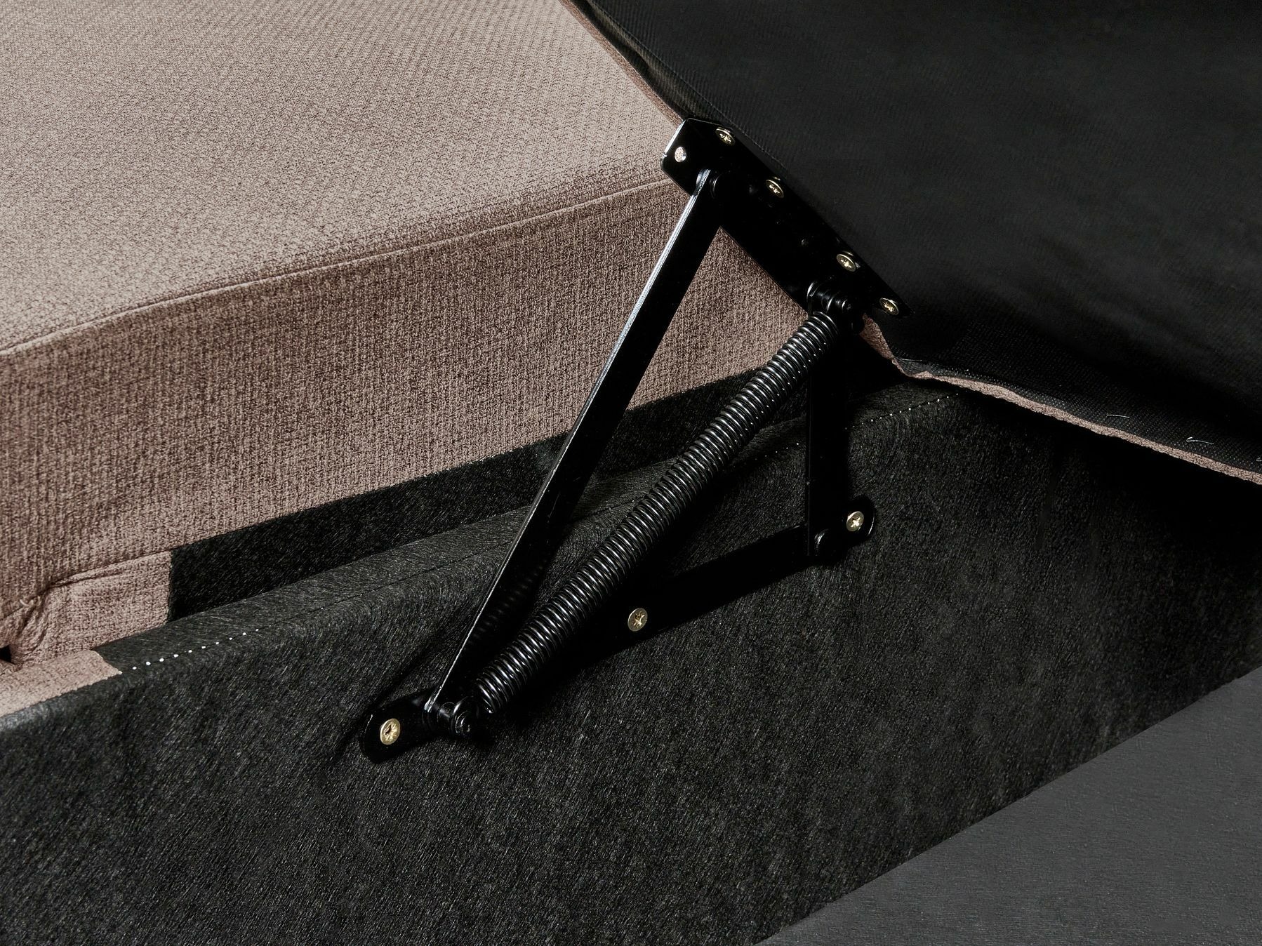 Nurgadiivan Berwyn 2805 (Helepruun)