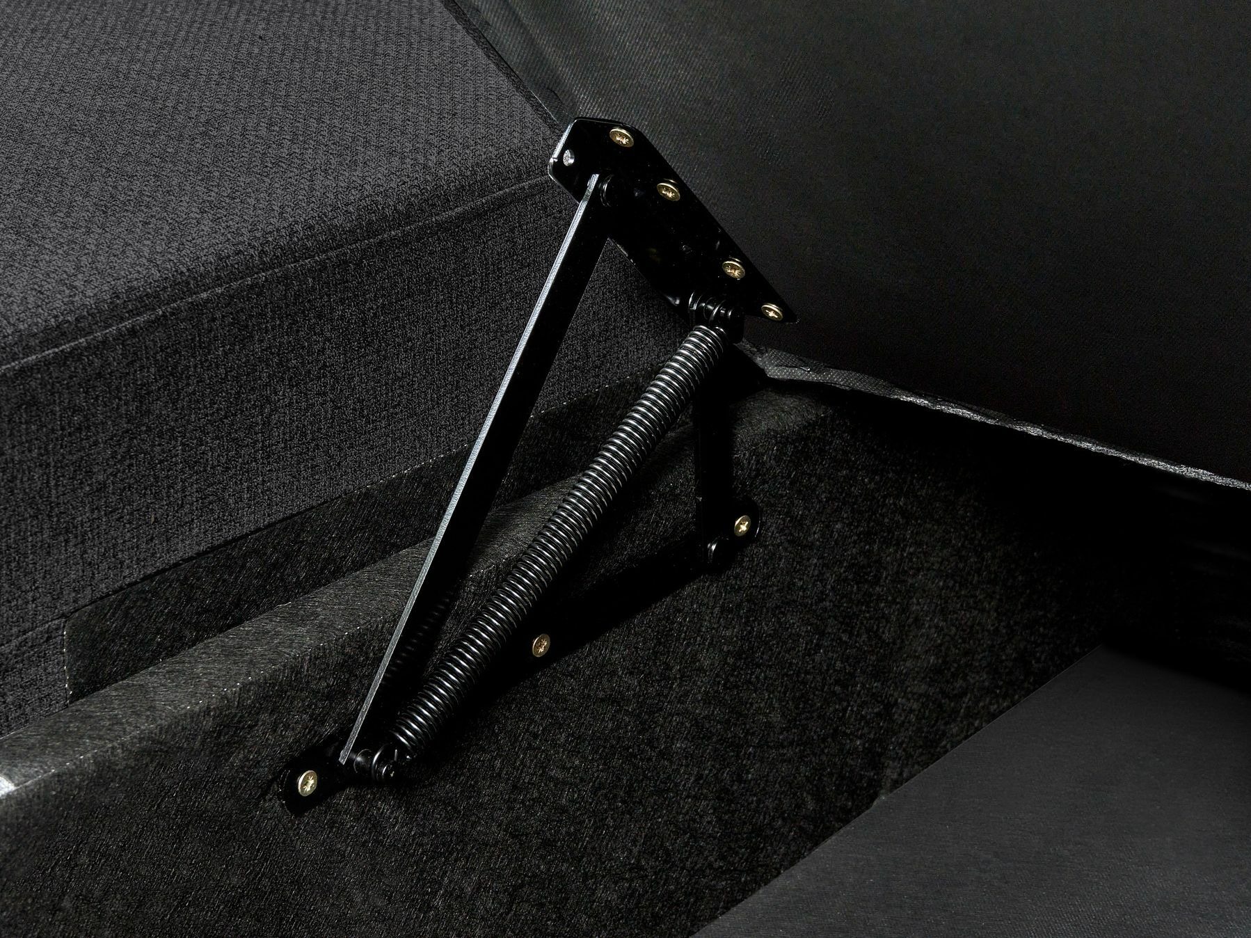 Nurgadiivan Berwyn 2805 (Must)