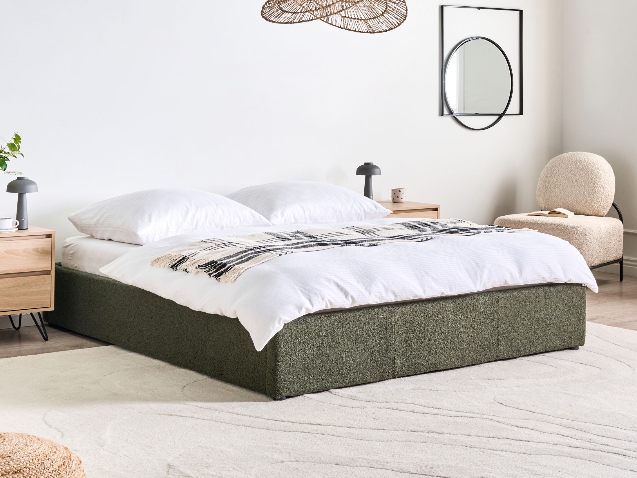 Voodi Berwyn 1567 (Roheline)