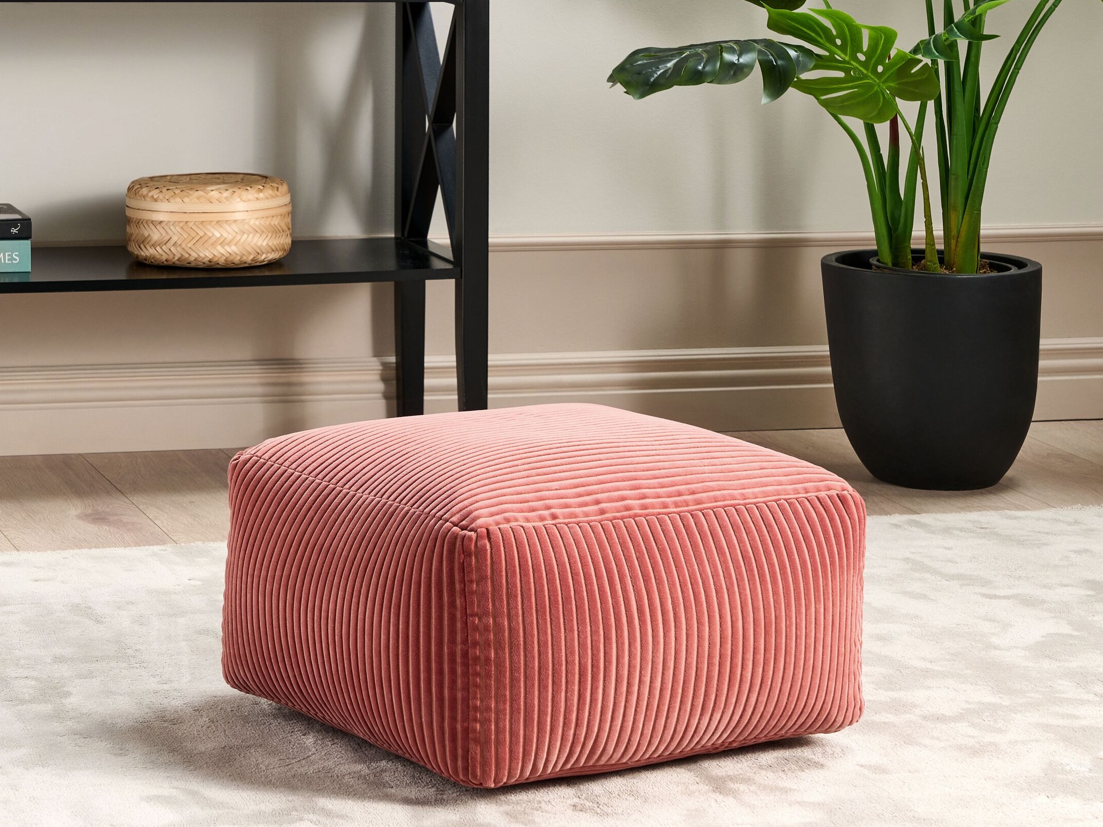 Tumba Berwyn 2836 (Punane)