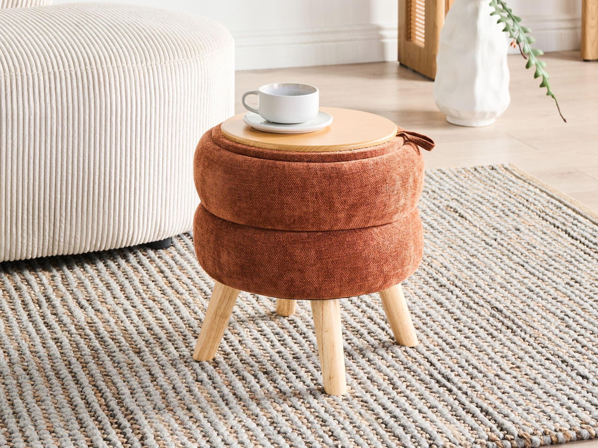 Tumba Berwyn 2849 (Pruun)