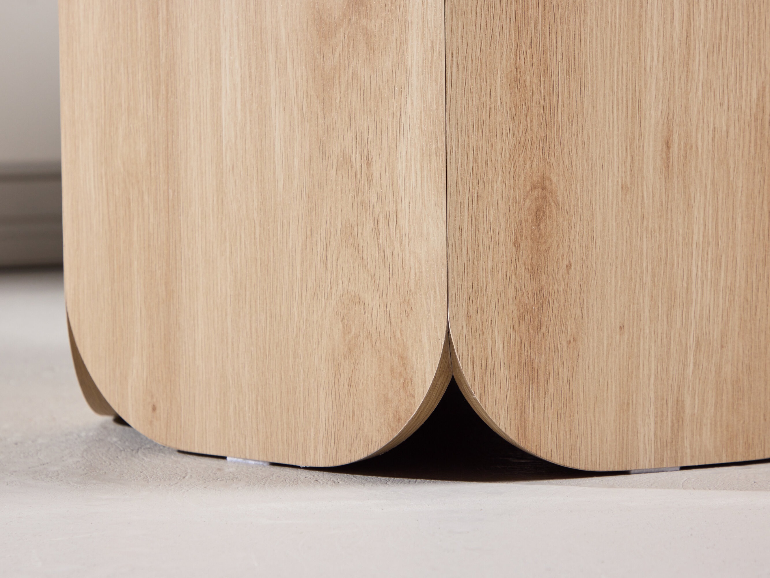 Laud Dallas 4894 (Hall marmor + Helepruun)