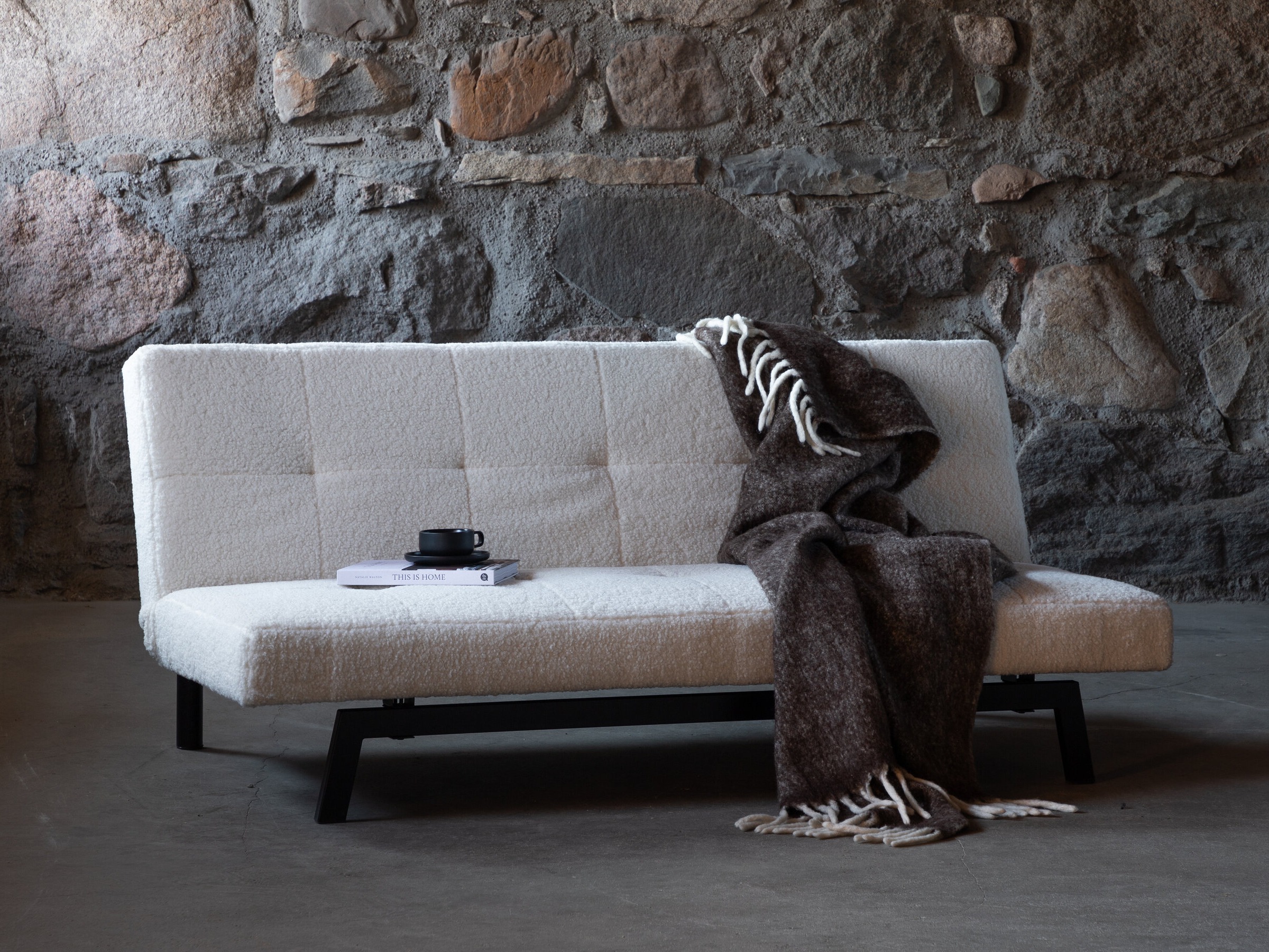 Diivanvoodi Dallas 3111