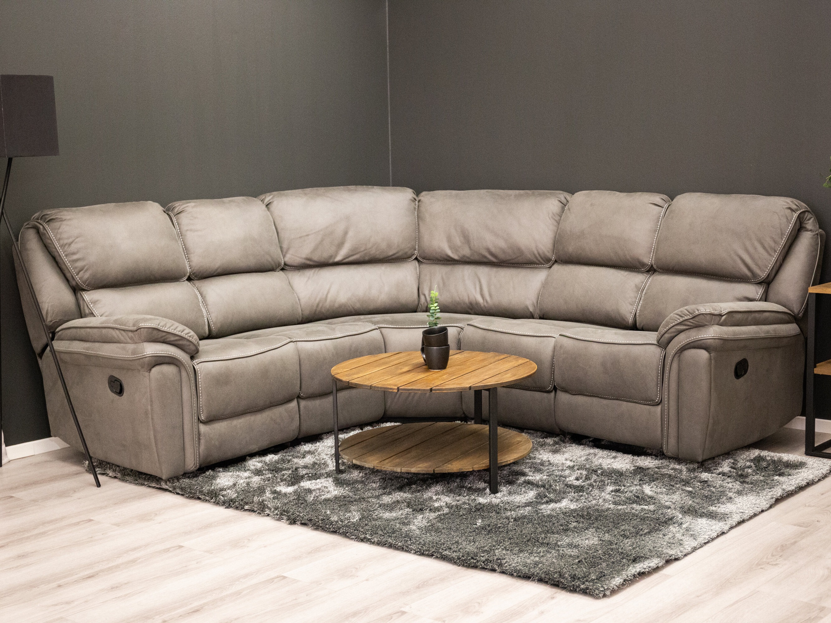 Pehme nurga recliner Dallas 4723 (Hall)