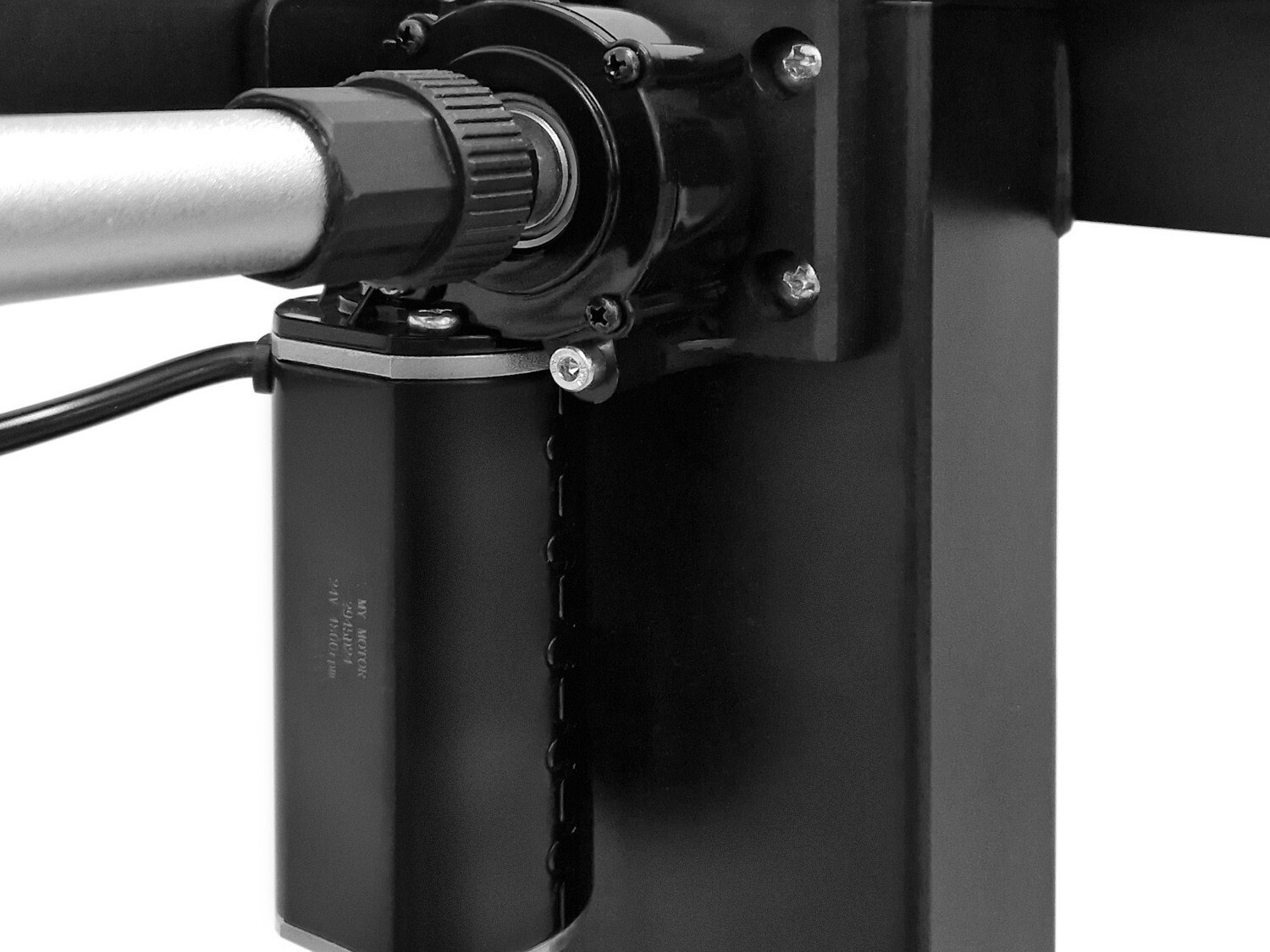 Reguleeritava kõrgusega töölaud Buffalo 184 (Must)