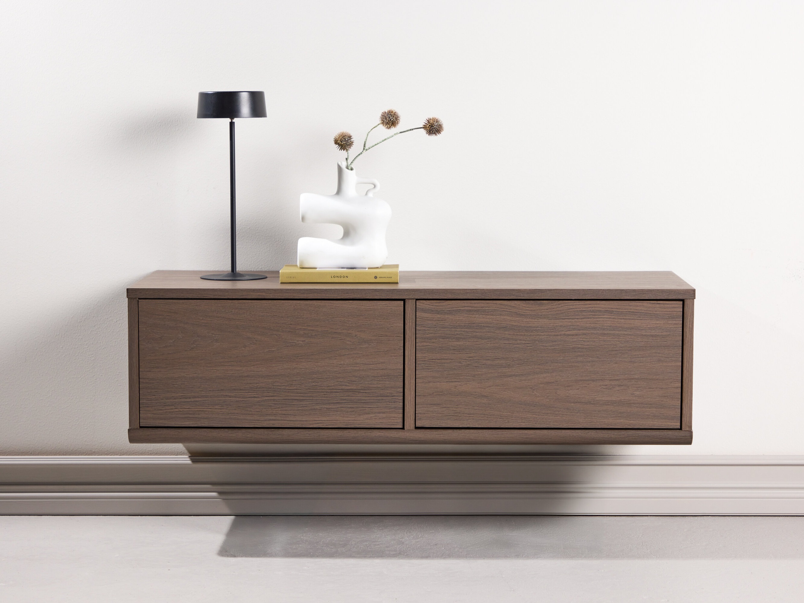TV-alus Dallas 4946
