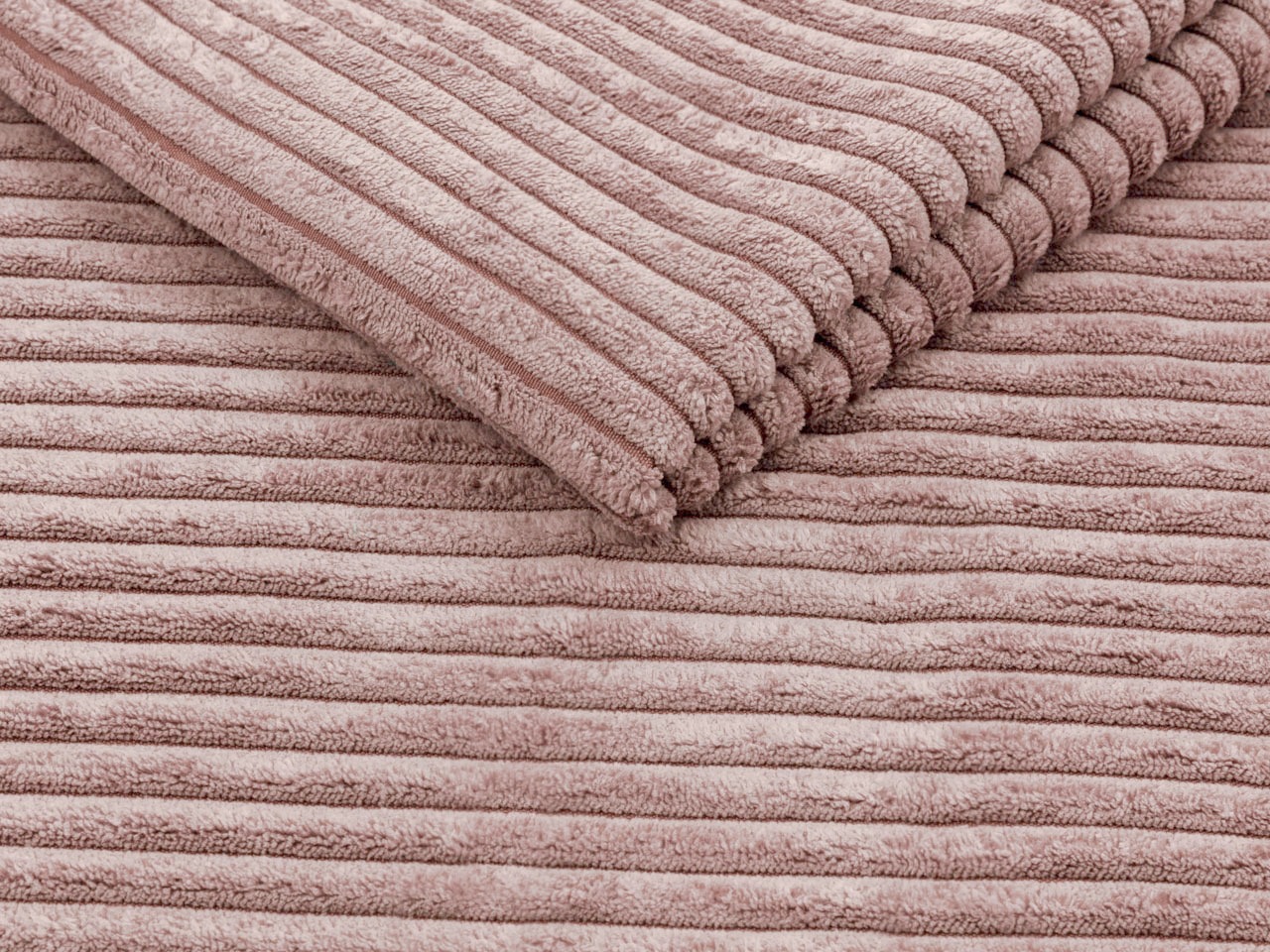 Diivanvoodi Boston 758