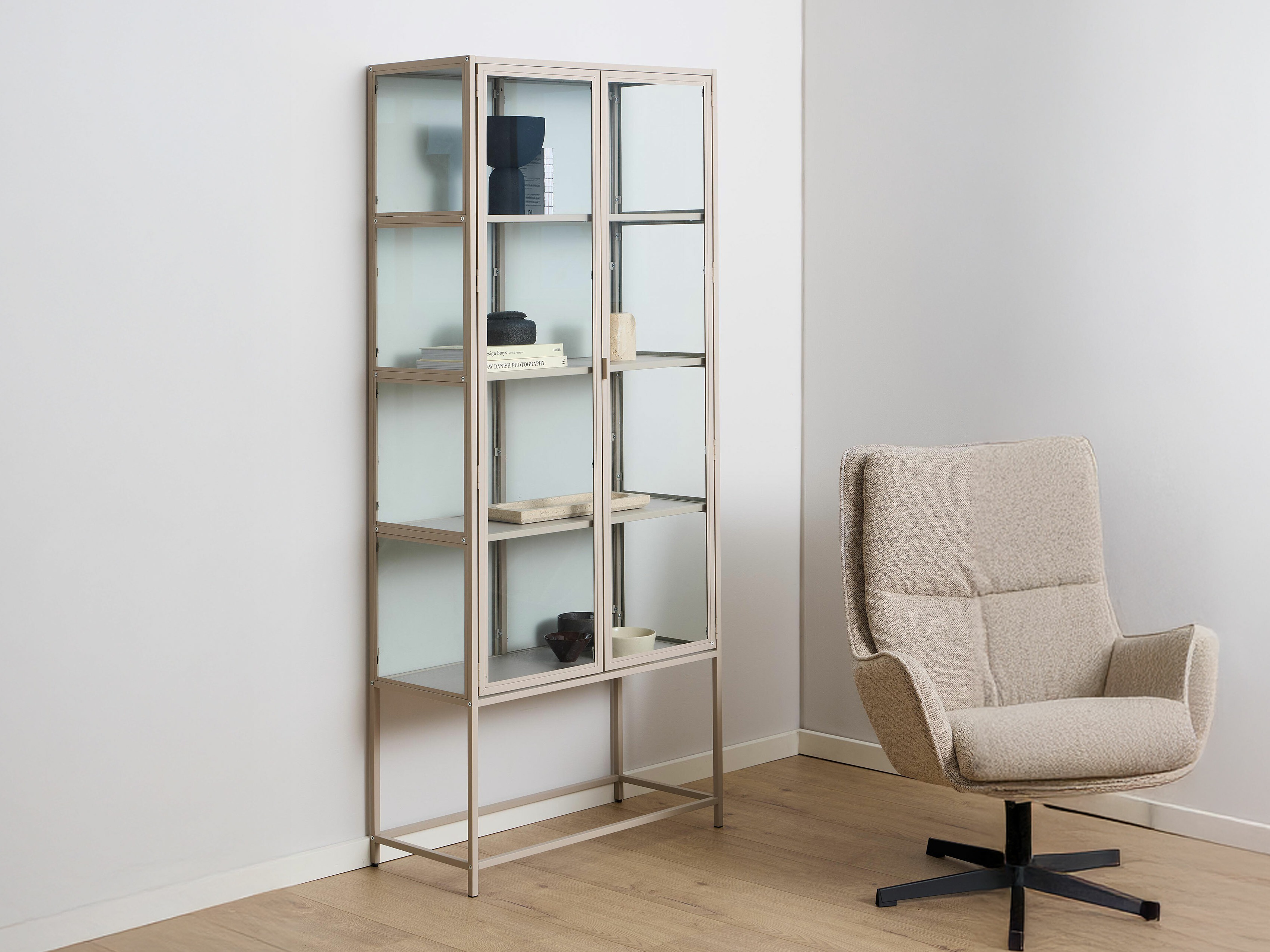 Riiul Norsica Sevferi 142 (Hall)