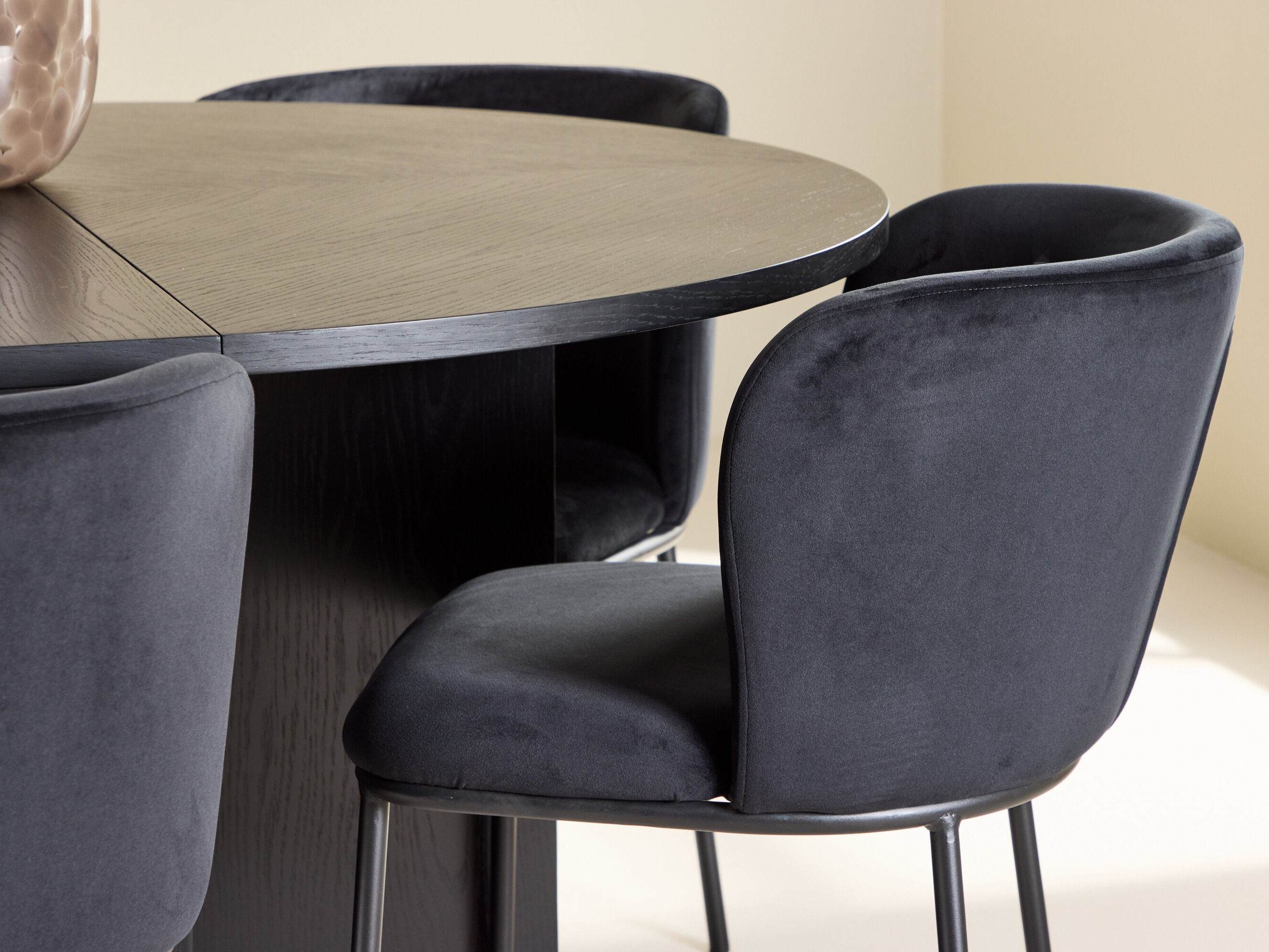 Söögitoakomplekt Dallas 5013 (Must)