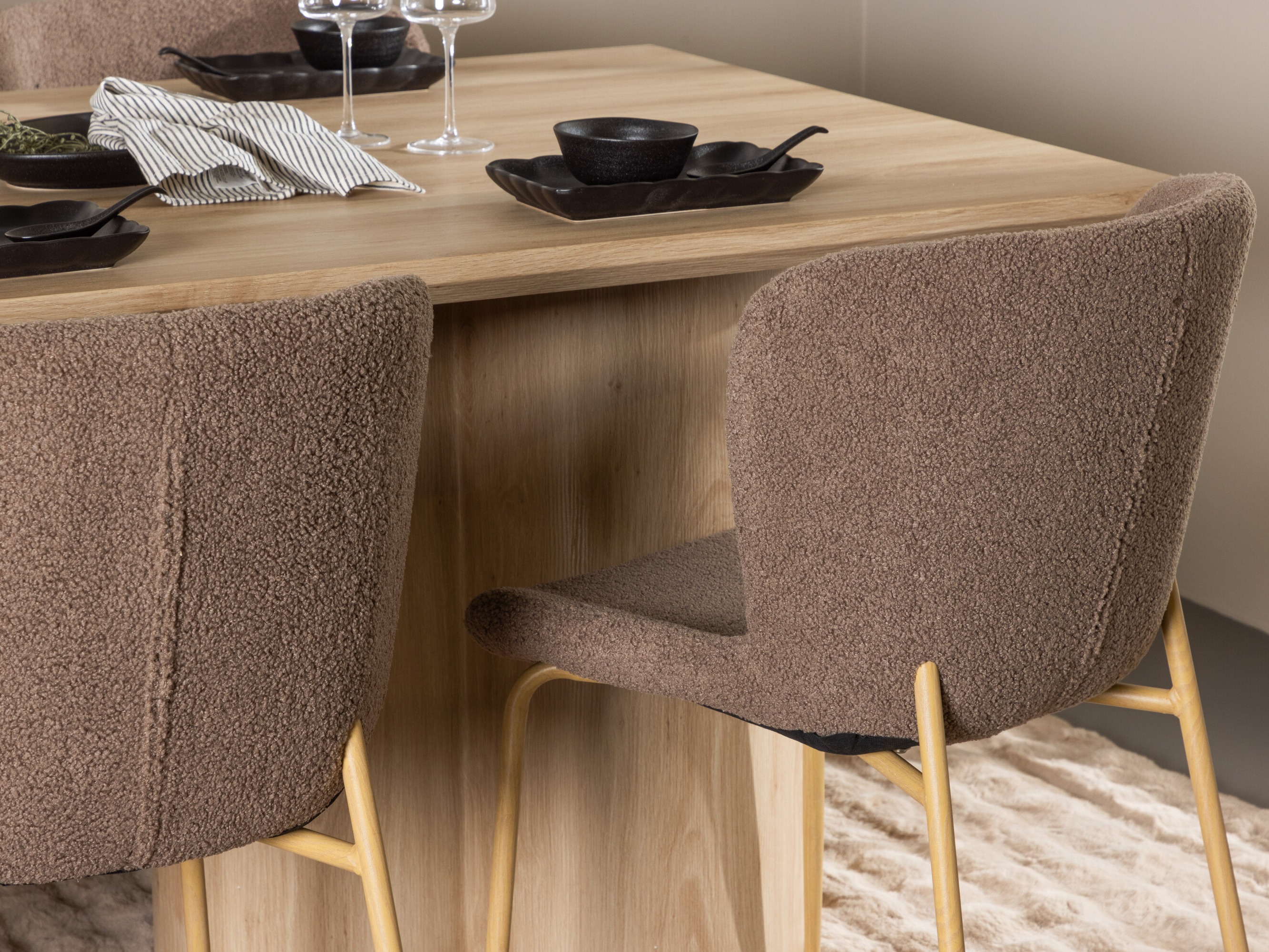 Söögitoakomplekt Dallas 5021 (Pruun)