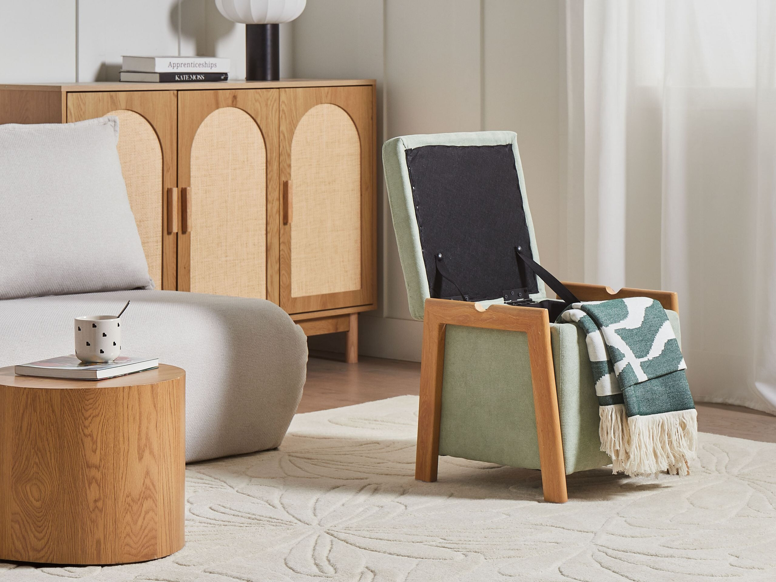 Tumba Berwyn 2916 (Heleroheline)