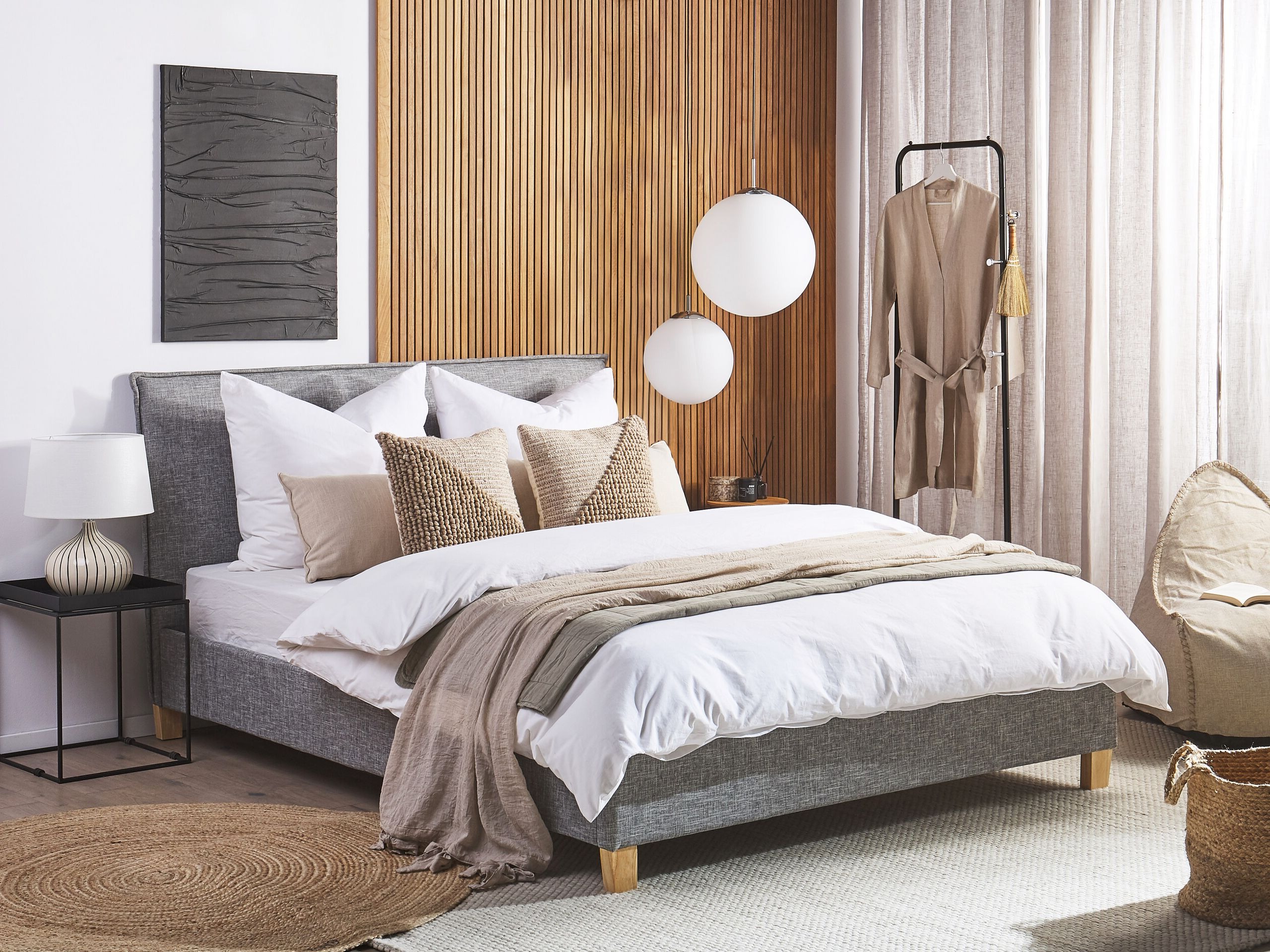 Voodi Berwyn 1121 (Hall)