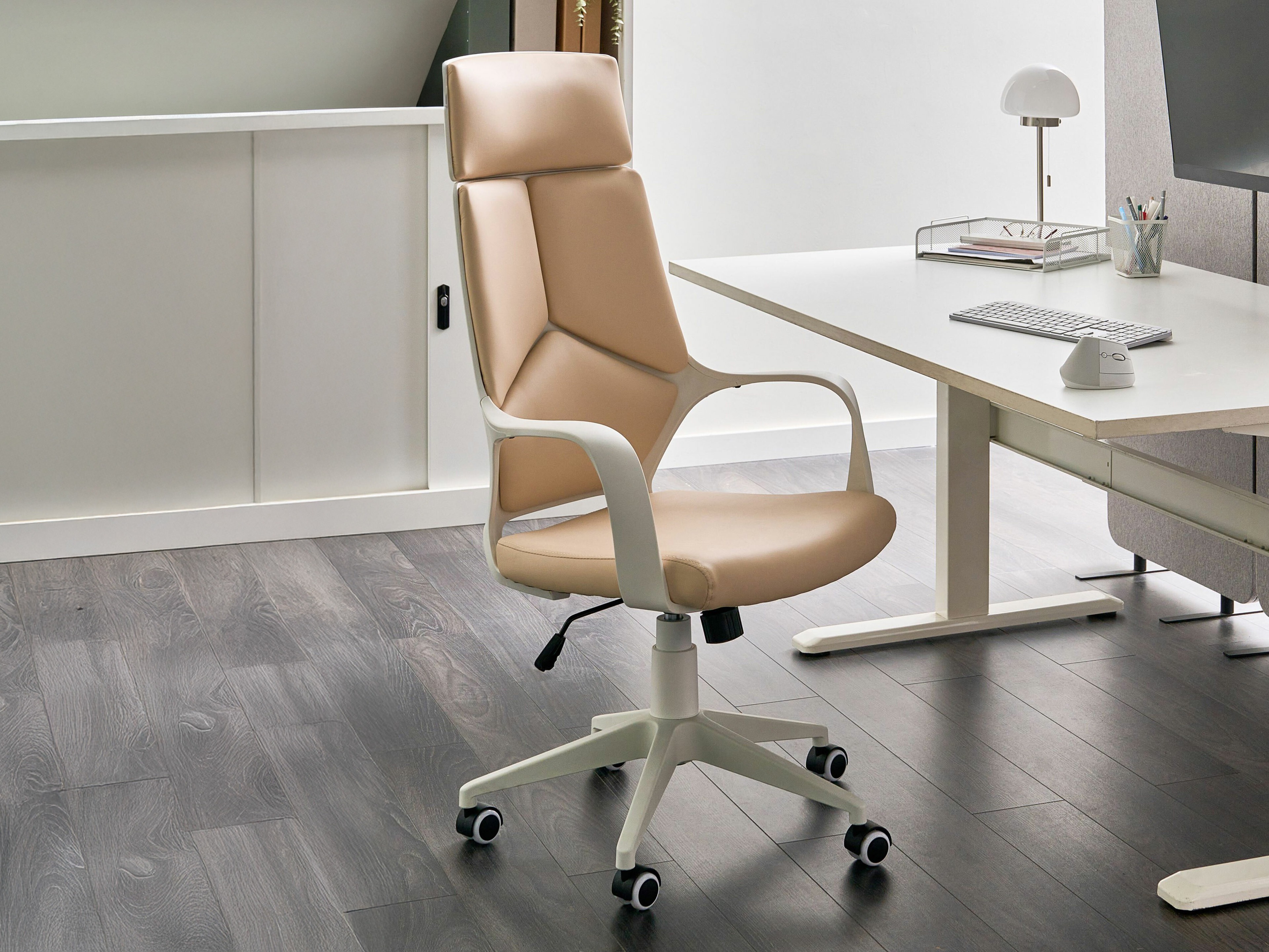 Kontoritool Berwyn 2938 (Helebeež)