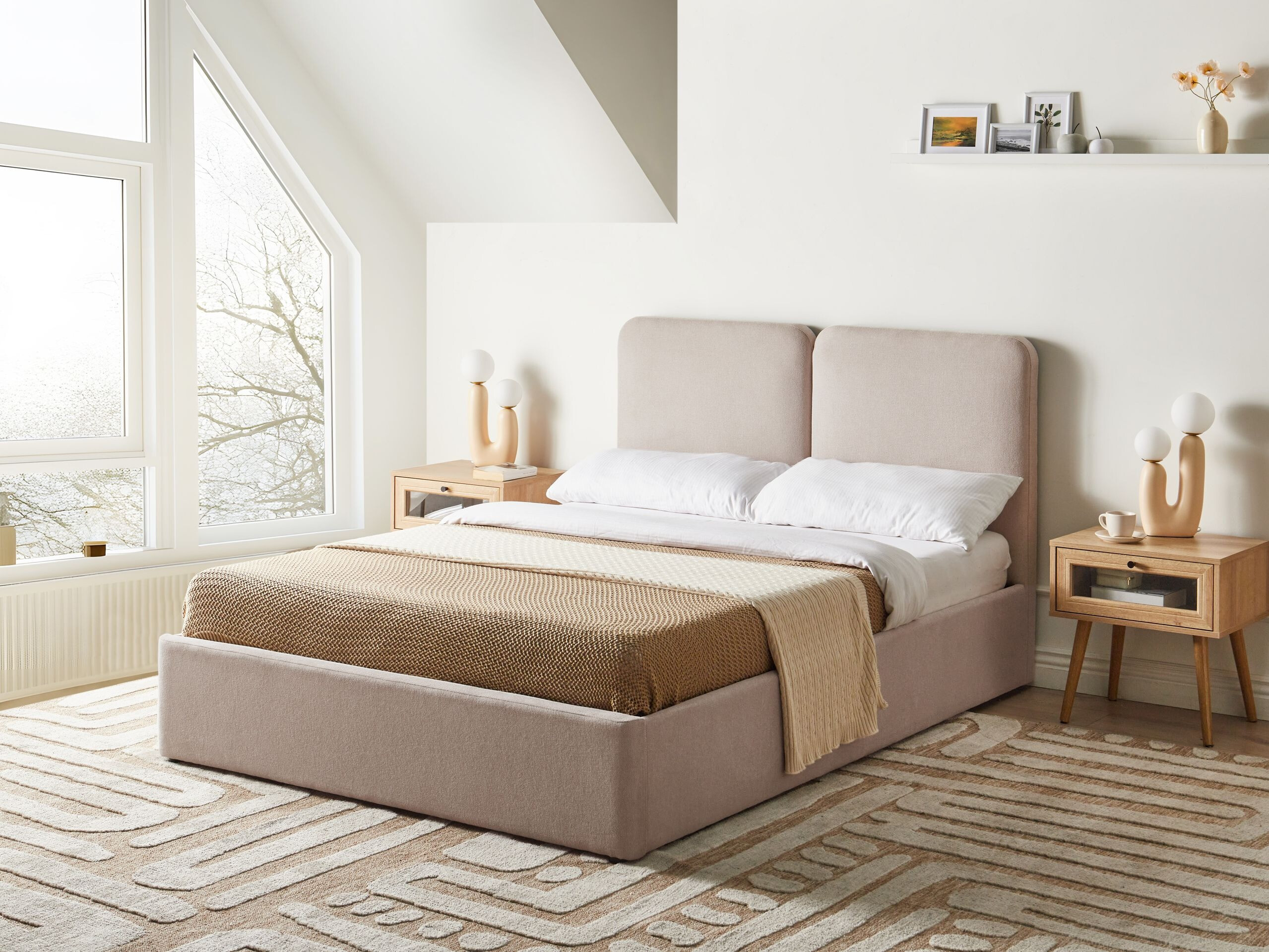 Voodi Berwyn 3004 (Beež)