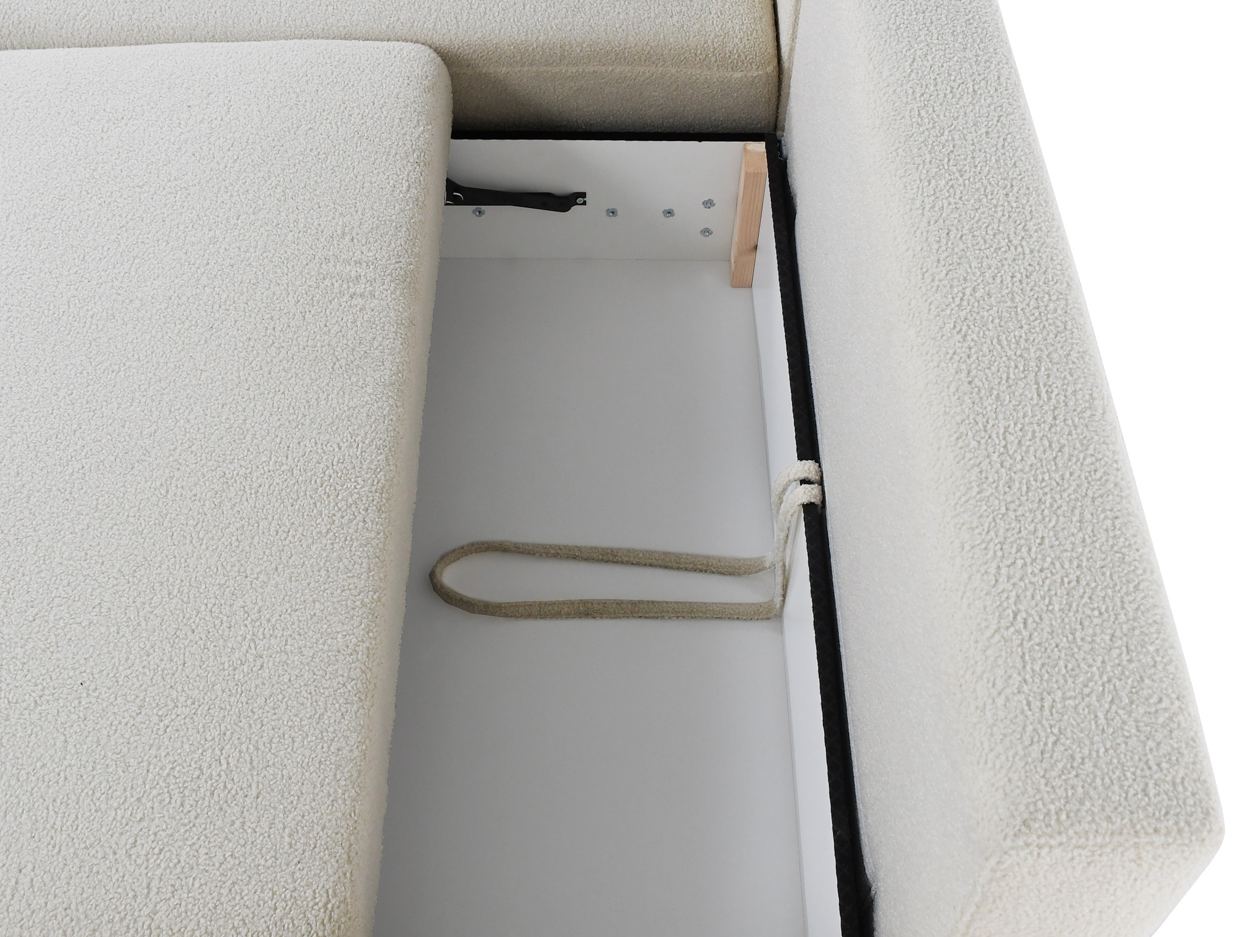 Nurgadiivan SE2912 kahjustatud pakendiga