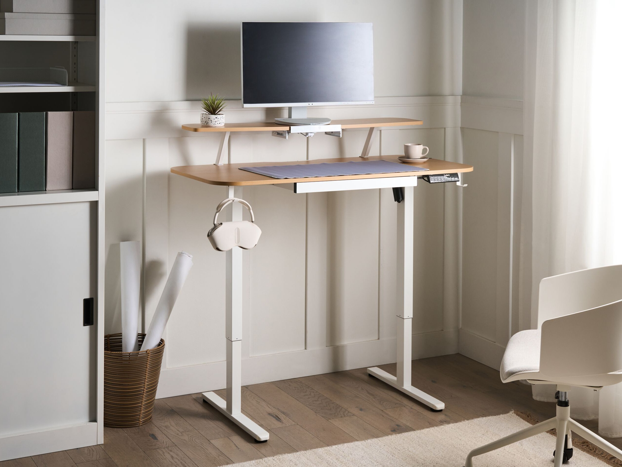 Reguleeritava kõrgusega töölaud Berwyn 3128 (Valge + Ere puit)