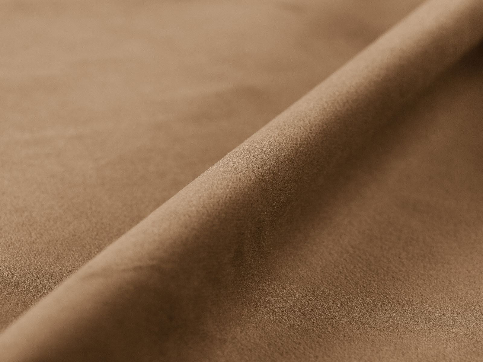 Nurgadiivan Tolmira 104 (Casino Lion)