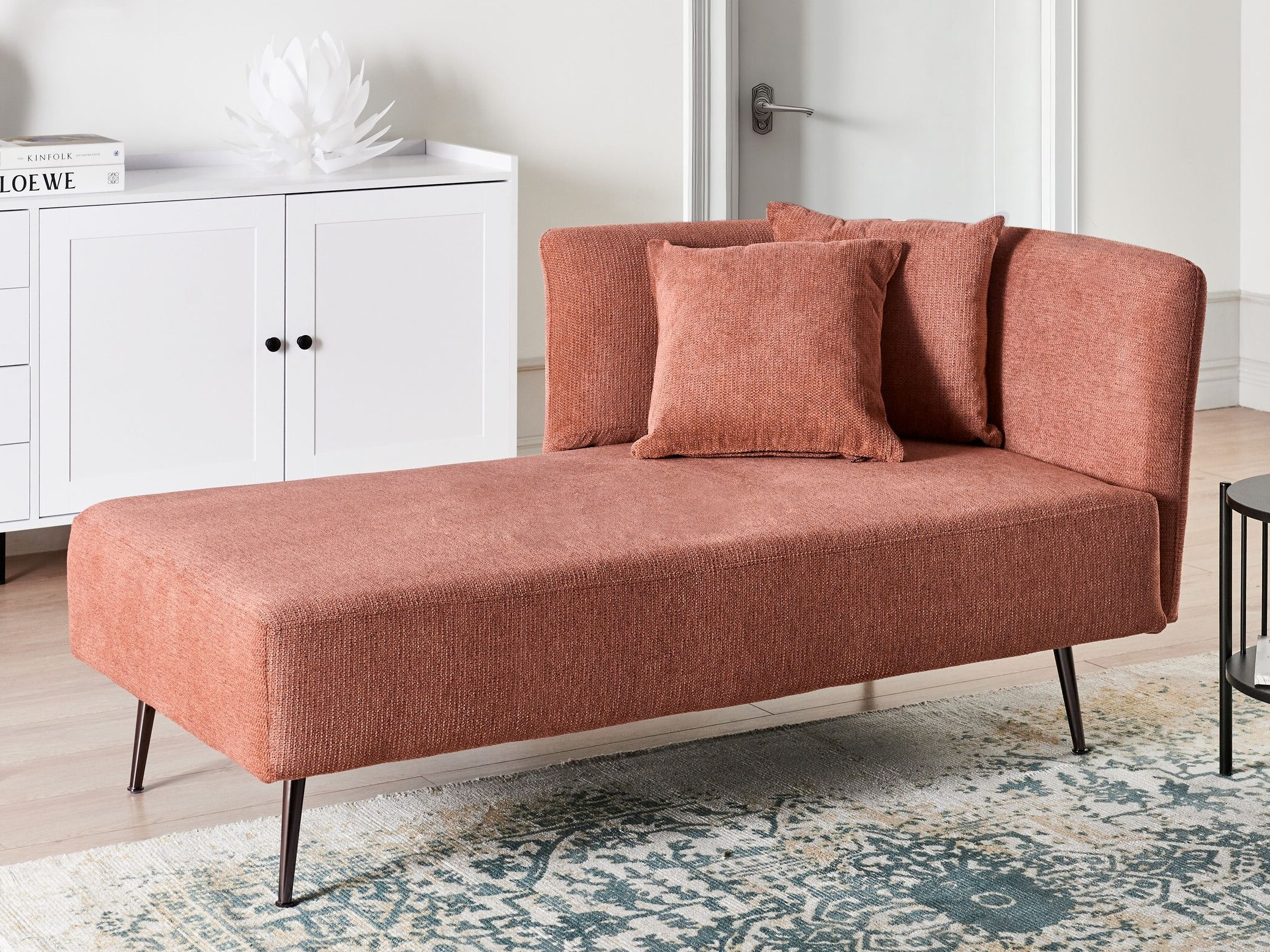 Kušett Berwyn 1062 (Punane)