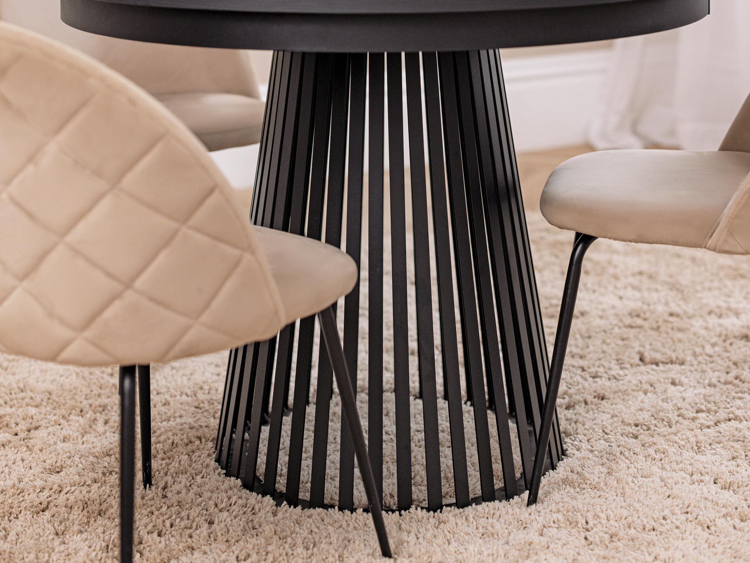 Laud Stanton 151 (Valge)