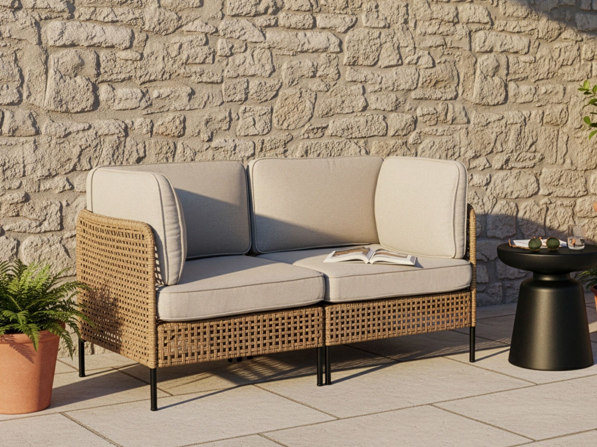 Aiadiivan Domenou 105