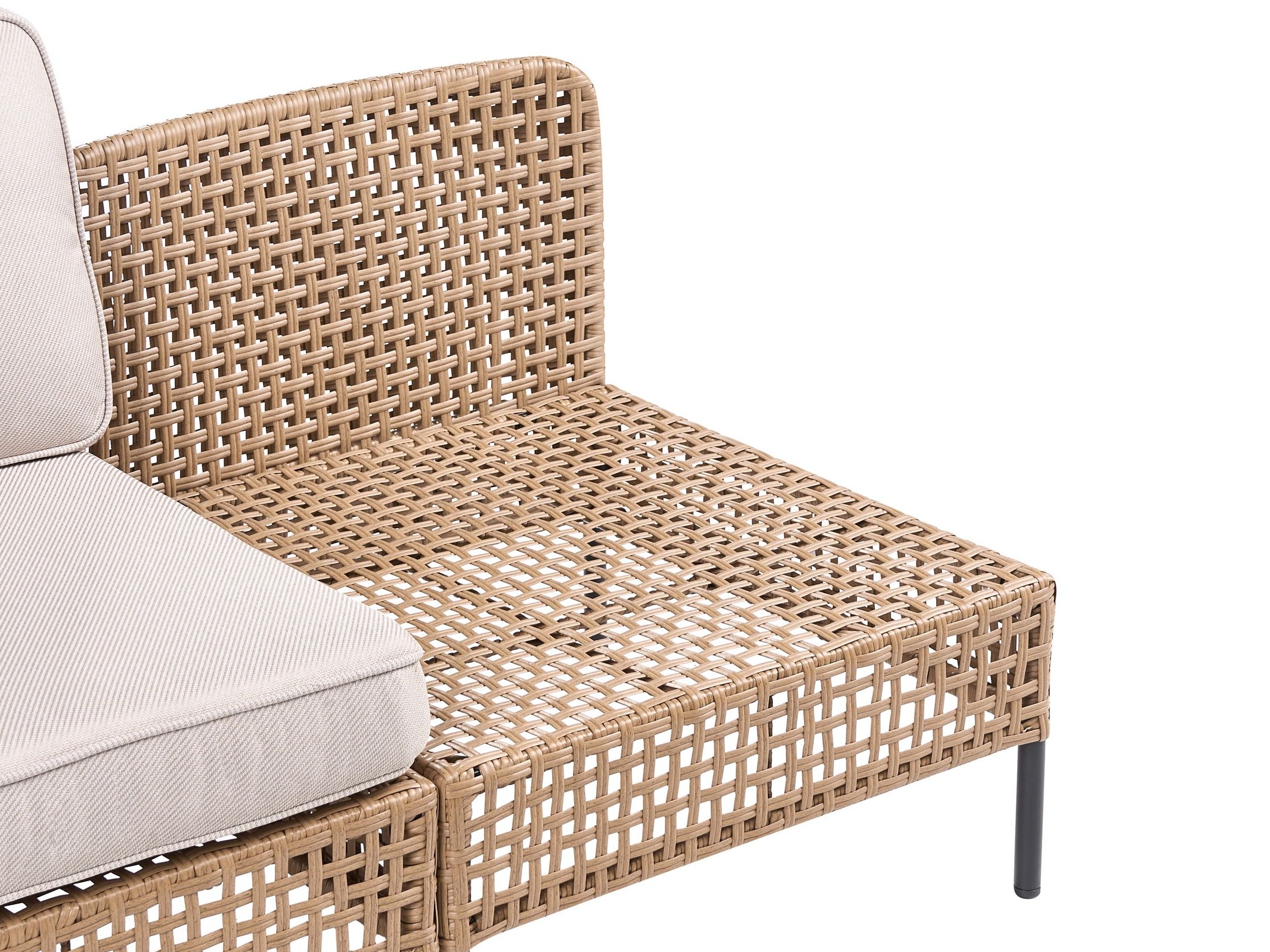 Aiadiivan Domenou 106