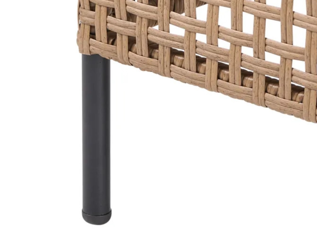 Aiadiivan Domenou 106