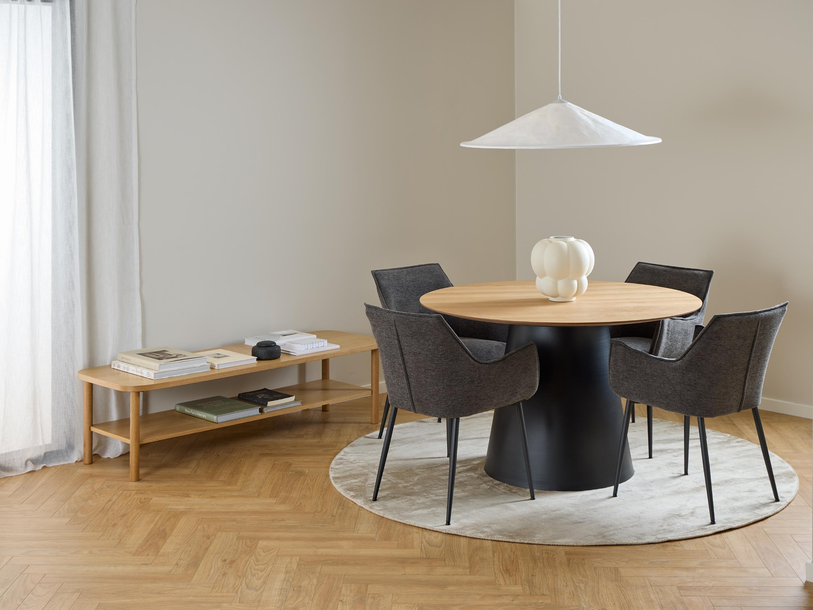 Laud Norsica 909 (Must + Tamm)