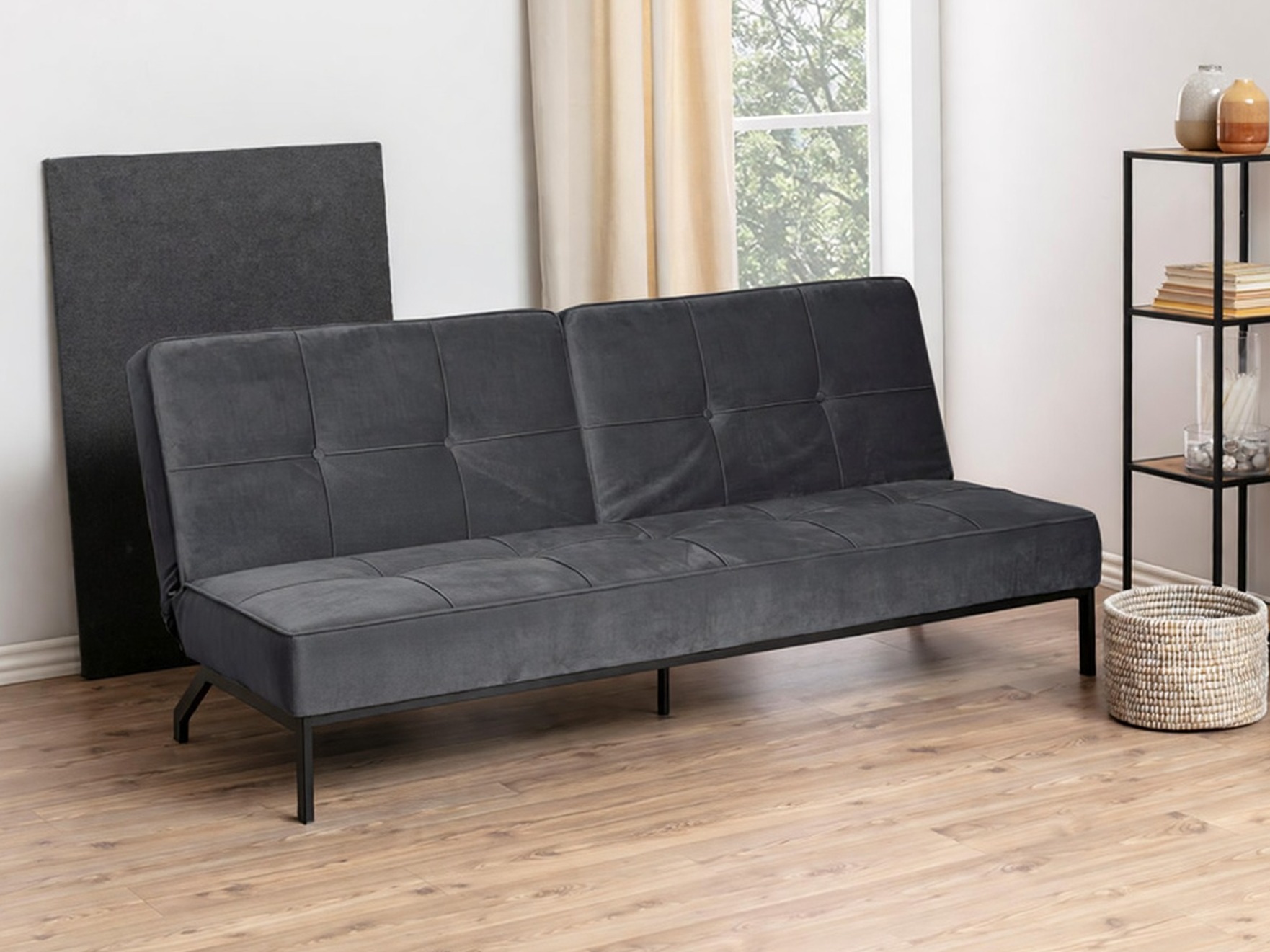 Diivanvoodi Norsica 243 (Hall)