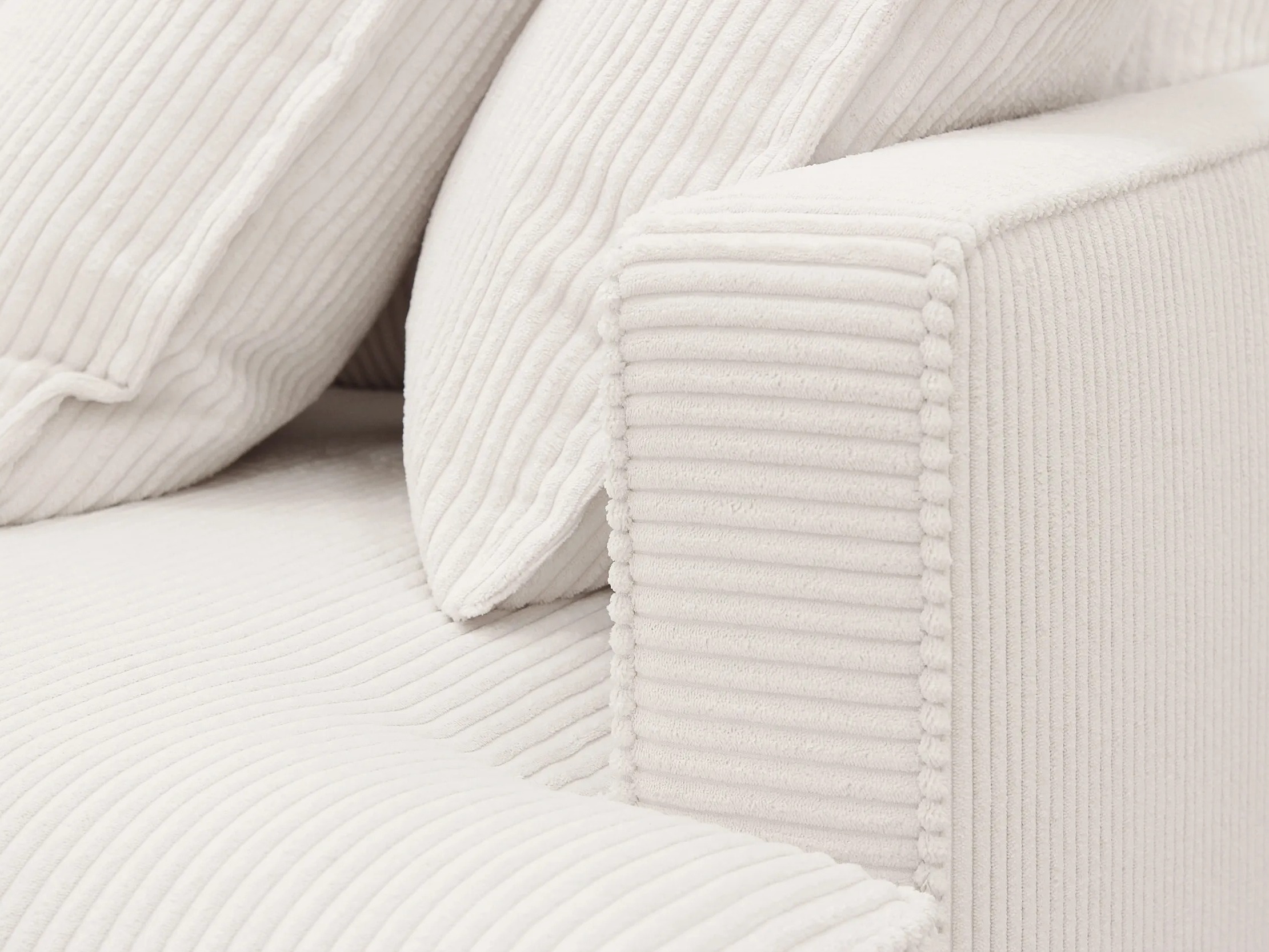 Diivan Tivsoe 108 (Lincoln 01)