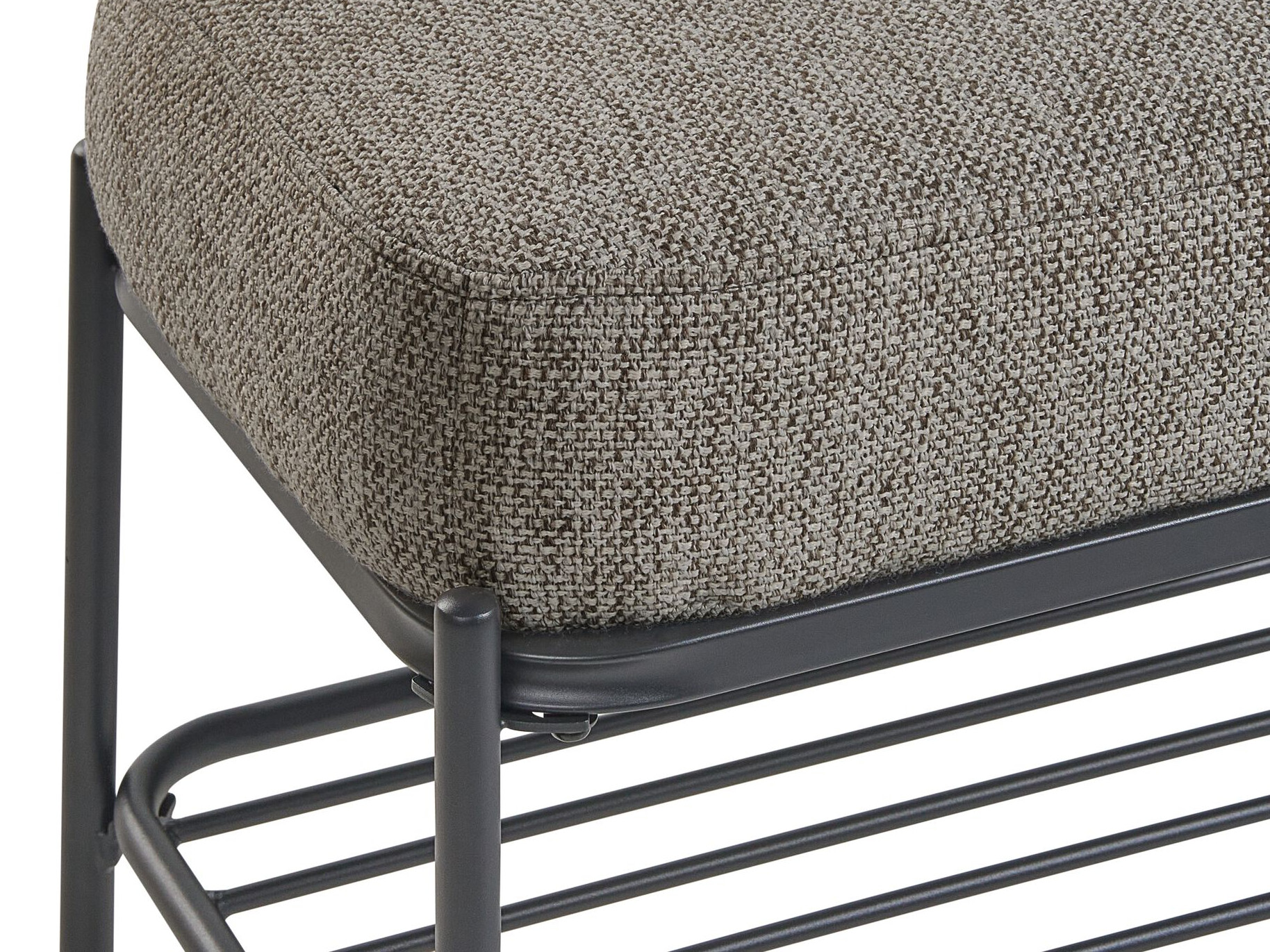 Tumba Berwyn 3277 (Must)