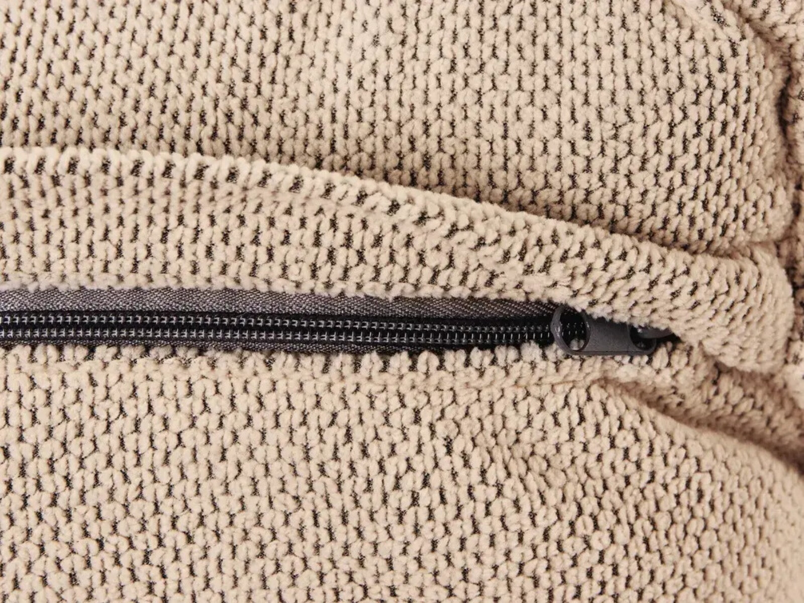 Diivanvoodi Berwyn 3284 (Helepruun)