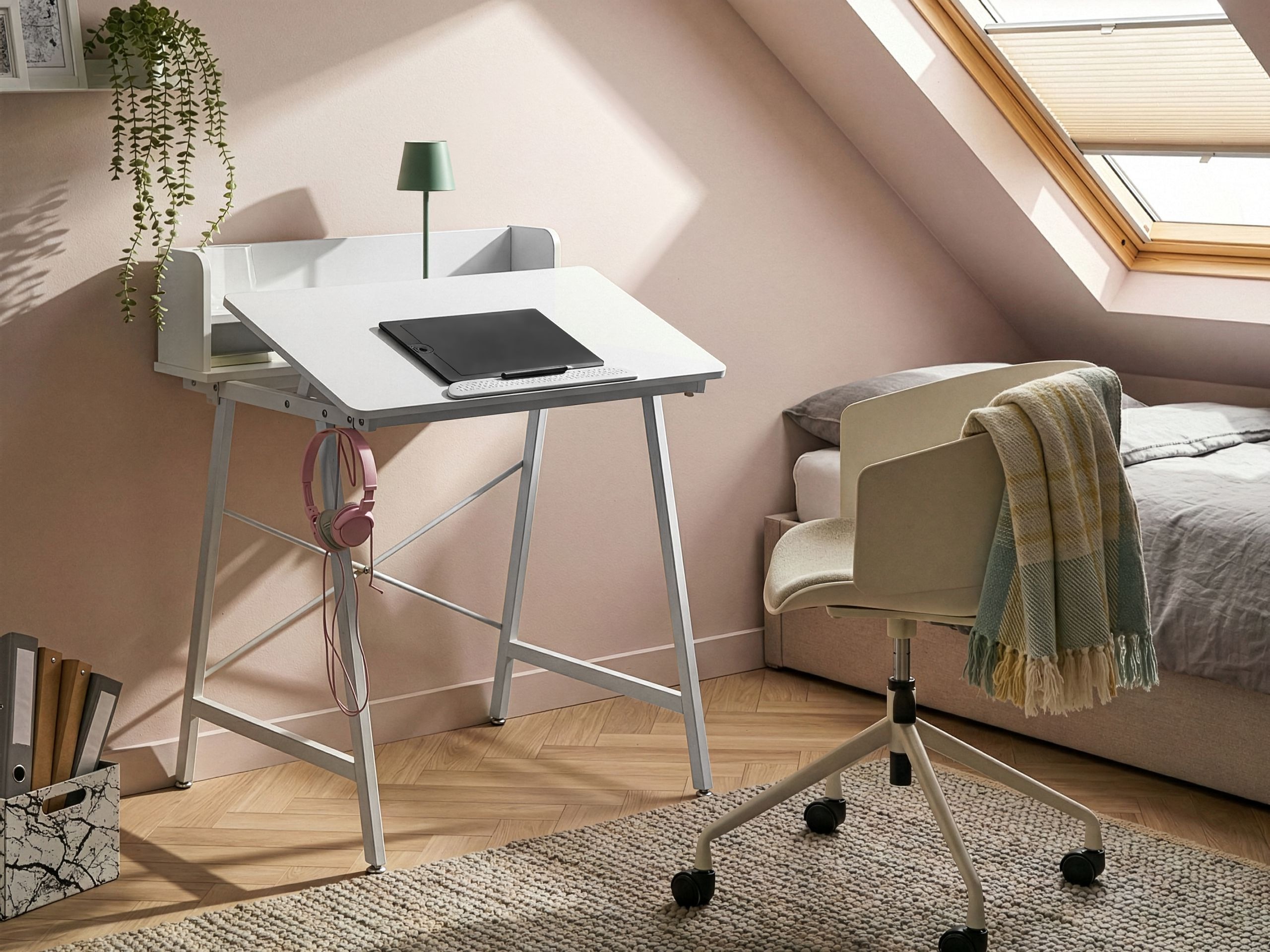 Kirjutuslaud Berwyn 3298