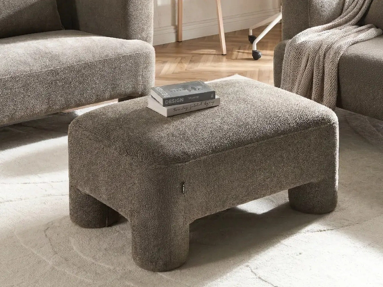 Tumba Cavsali 103 (Pruun)